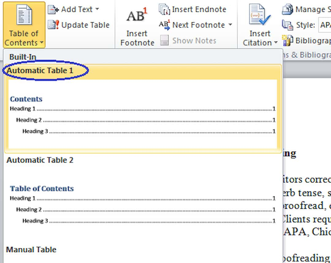 Mở mục References và chọn Table of Contents