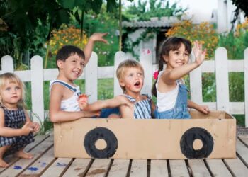 10 bài học dạy kỹ năng an toàn cho trẻ em